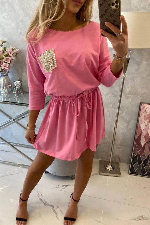 Sukienka z cekinową kieszonką jasno różowa