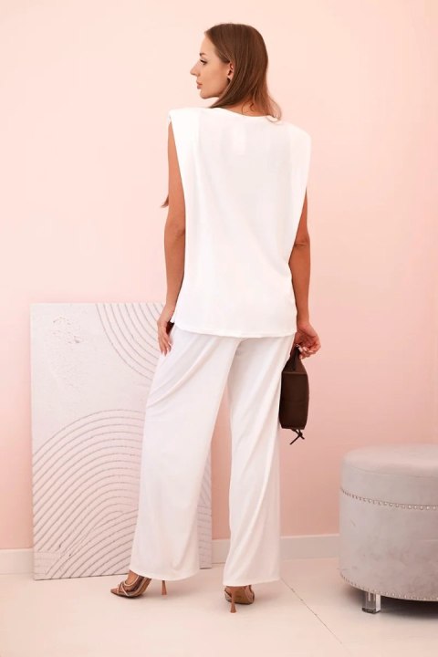 Komplet damski z wiskozy bez rękawów i prostymi spodniami ecru