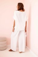 Komplet damski z wiskozy z ozdobnym kwiatem i szerokimi spodniami biały
