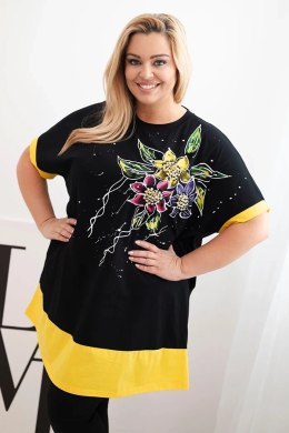 Bluzka damska Plus Size z kwiatowym wzorem i ozdobnymi perełkami żółta