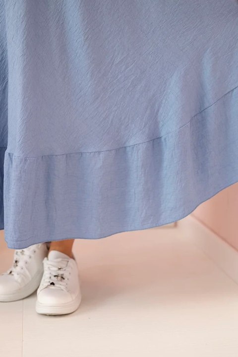 Sukienka damska plus size z krótkim rękawem i falbaną z lekkiej wiskozy jeansowa