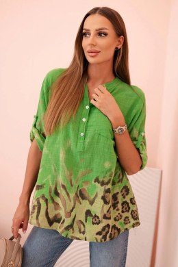 Koszula damska bawełniana z podwijanymi rękawami i wzorem zwierzęcym zielona