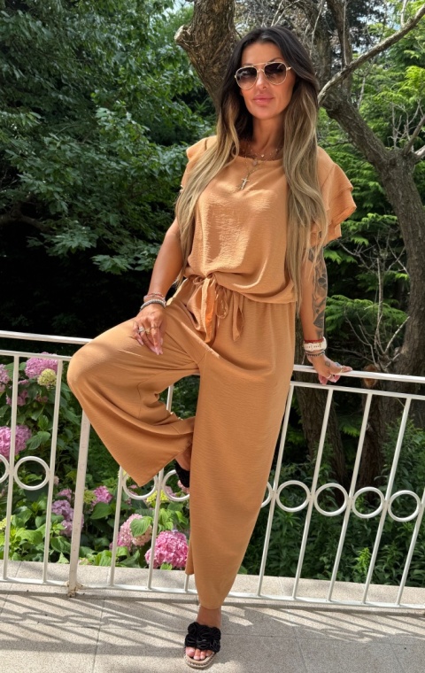 Damski oversizowy komplet LAURA | FALBANKA | CAMEL | bluzka+spodnie | rozmiar uniwersalny