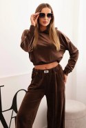 Komplet dresowy damska z weluru z szerokimi nogawkami i bluzą z kapturem brązowy