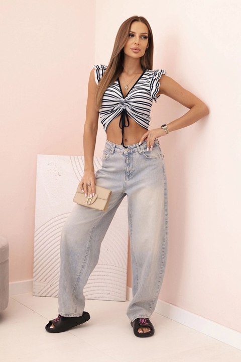 Bluzka damska prążkowana z marszczeniem i falbanką granatowa