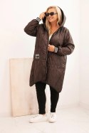 Kurtka damska Plus Size pikowana z kapturem i sportowymi mankietami brązowa