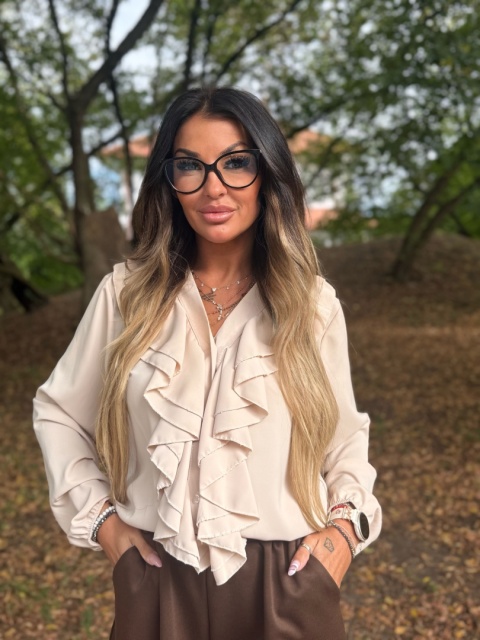 Koszula z żabotem PARI | BEŻ| ściągacz przy rękawie | one size