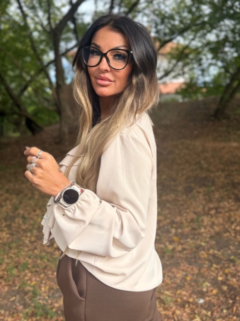 Koszula z żabotem PARI | BEŻ| ściągacz przy rękawie | one size