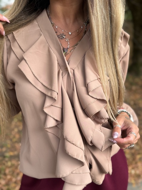 Koszula z żabotem PARI | FANGO| ściągacz przy rękawie | one size