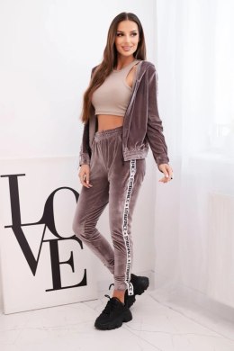 Komplet welurowy z ozdobnymi taśmami szary