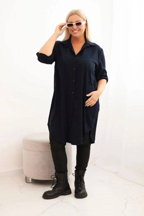 Sukienka damska koszulowa Plus Size z dłuższym tyłem i podwijanym rękawem granatowa