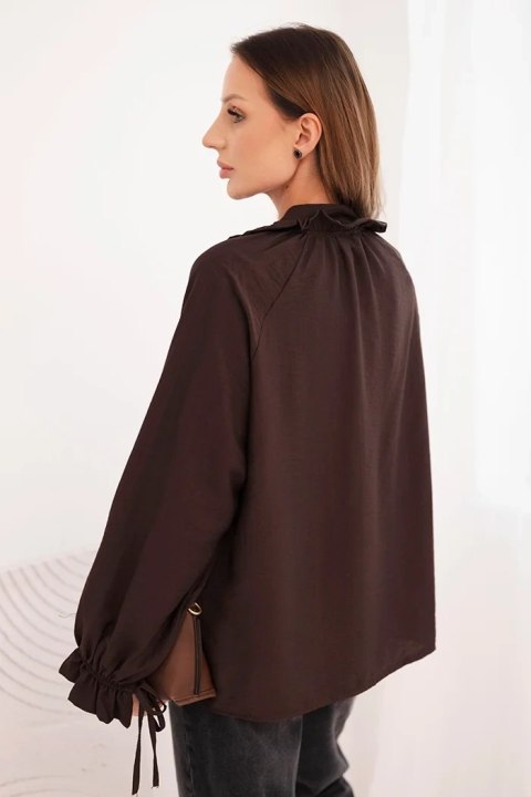 Bluzka damska z wiskozy z dekoltem V i wiązaniem przy rękawach brązowa