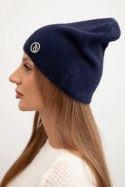 Czapka damska klasyczna z alpaki z dekoracyjną blaszką granatowa