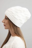 Czapka damska zimowa wełniany z ozdobnym splotem K430 biała