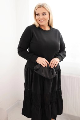 Sukienka damska Plus Size z rozkloszowanym dołem czarna