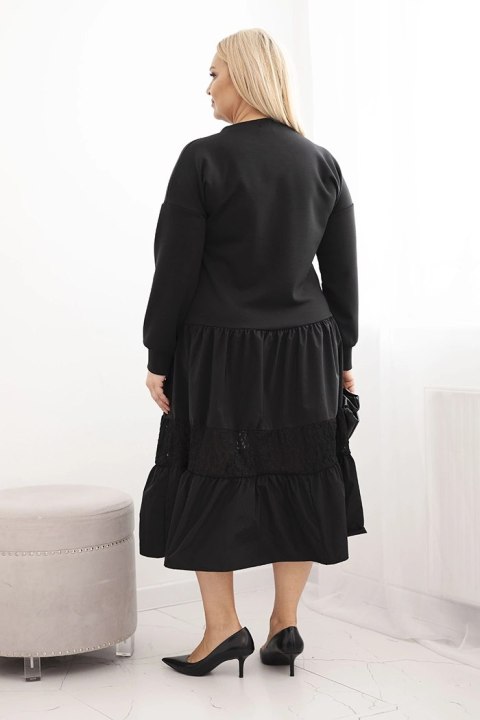 Sukienka damska Plus Size z rozkloszowanym dołem czarna