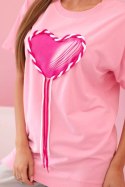 T-shirt damska bawełniana oversize z sercem i frędzlami jasno różowa