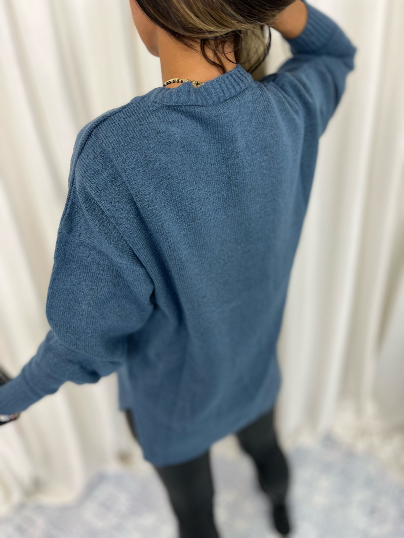 Dzianinowy sweter ANTON | morski I okrągły dekolt | one size