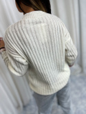 Dzianinowy sweter MACA z dekoltem w serek | śmietanka | oversize