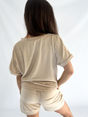 Welurowy komplet LOLO | jasny beż | wiosenno-letni | bluzka w serek + krótkie spodenki | rozmiar uniwersalny - one size