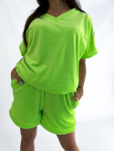 Welurowy komplet LOLO | neonowa żółta zieleń | wiosenno-letni | bluzka w serek + krótkie spodenki | rozmiar uniwersalny - one si