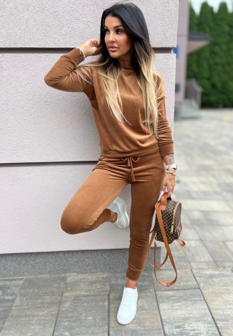 Welurowy komplet dresowy VITO I czekolada I one size