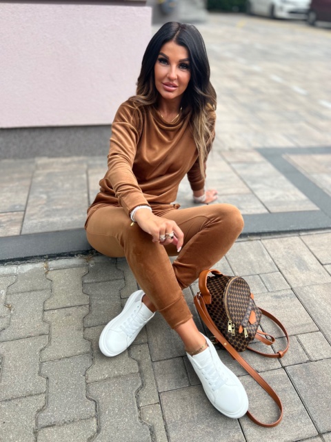 Welurowy komplet dresowy VITO I czekolada I one size